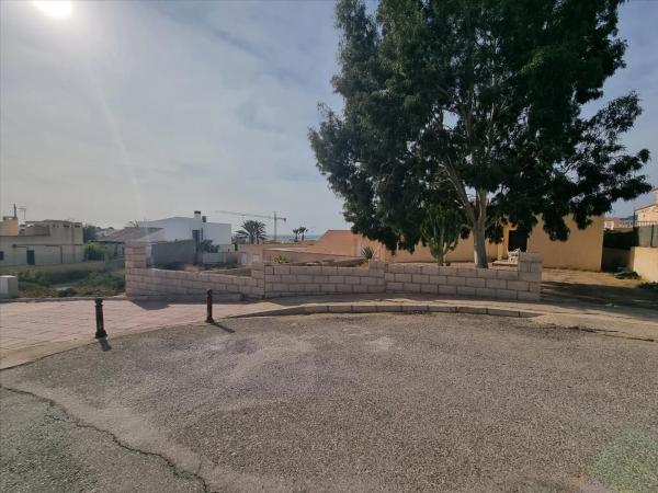 Terreno en calle Constelación