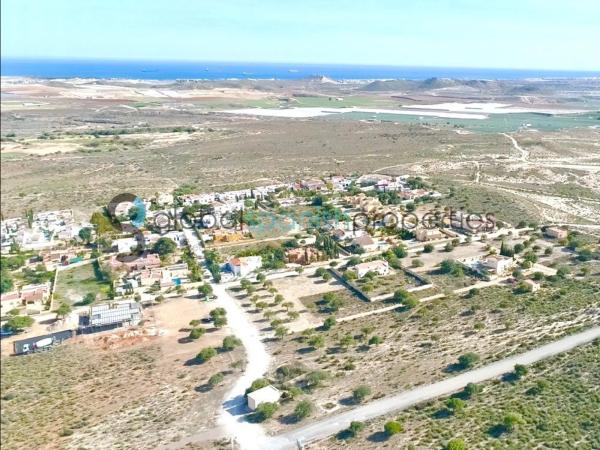 Terreno en plaza Sector Al-2