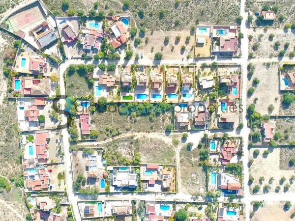 Terreno en plaza Sector Al-2