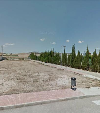 Terreno en calle Nelson Mandela, 13