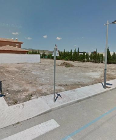 Terreno en calle Nelson Mandela, 13