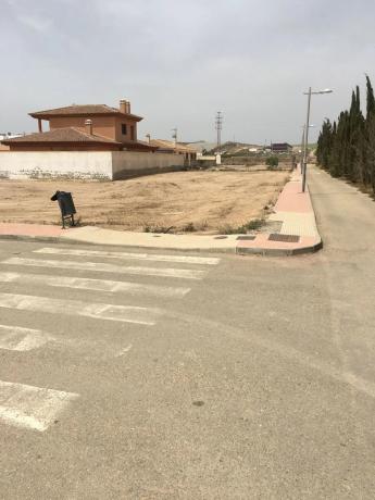 Terreno en calle Nelson Mandela, 13