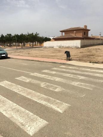 Terreno en calle Nelson Mandela, 13