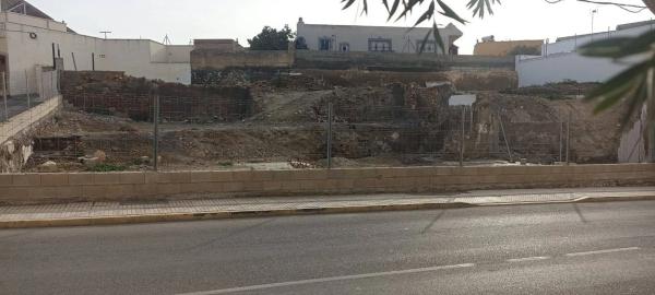 Terreno en avenida Ricardo Fabregas, 38