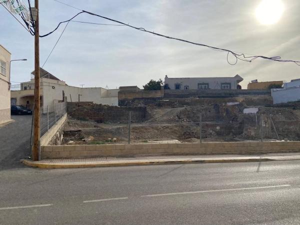 Terreno en avenida Ricardo Fabregas, 38