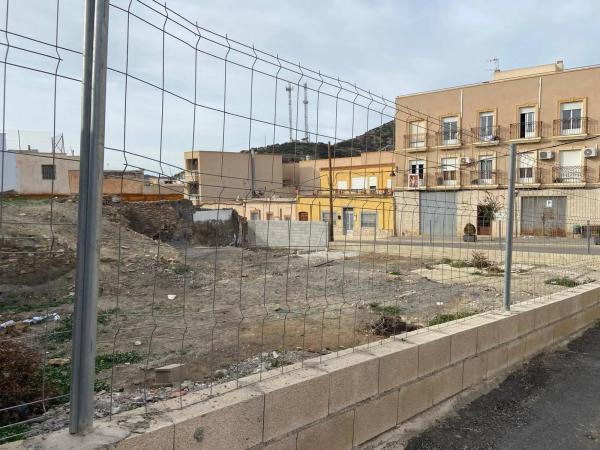 Terreno en avenida Ricardo Fabregas, 38