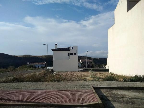 Terreno en calle Daniel Pedrosa, 20