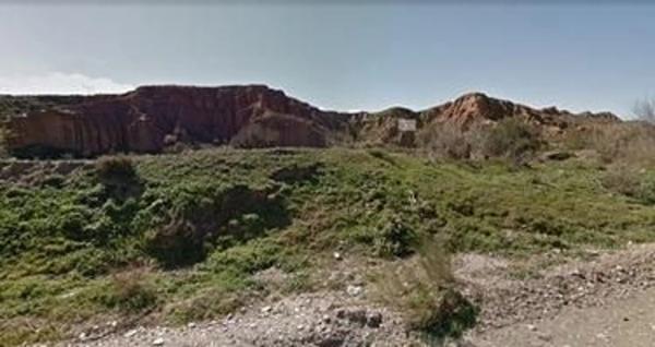 Terreno en calle de Santiago