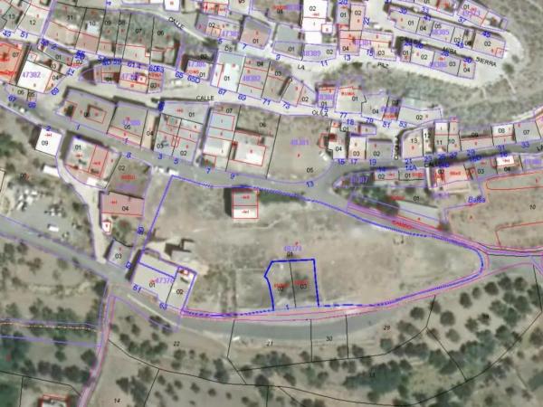 Terreno en calle Huertas