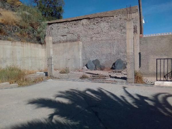 Terreno en calle Alamillos, 5