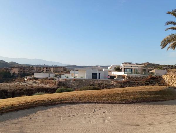 Terreno en calle Sierra Lisbona, 4