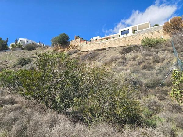 Terreno en calle Macenas