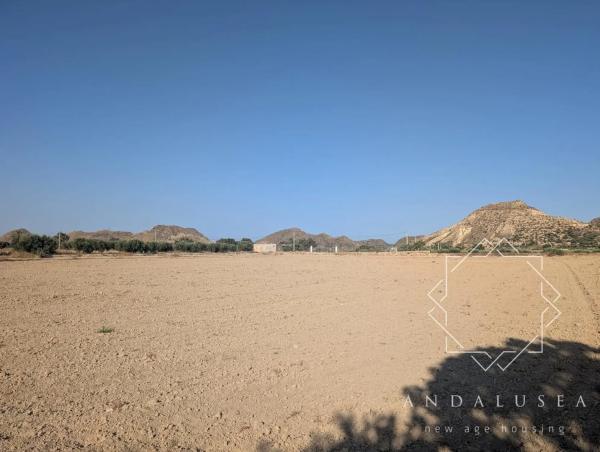 Terreno en Barriada El Faz