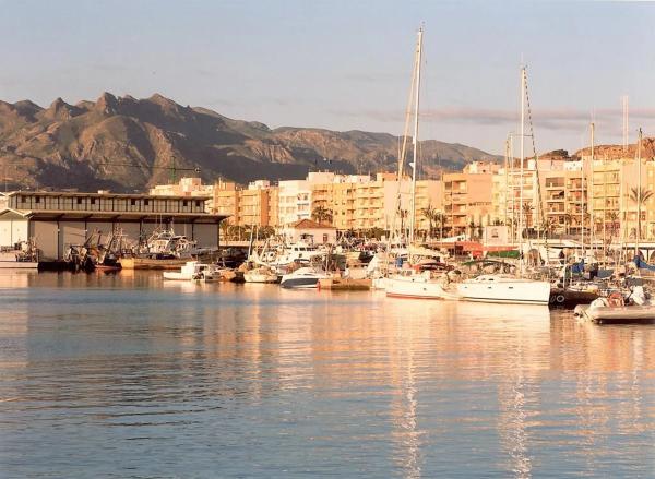 Terreno en calle Altas Yeseras