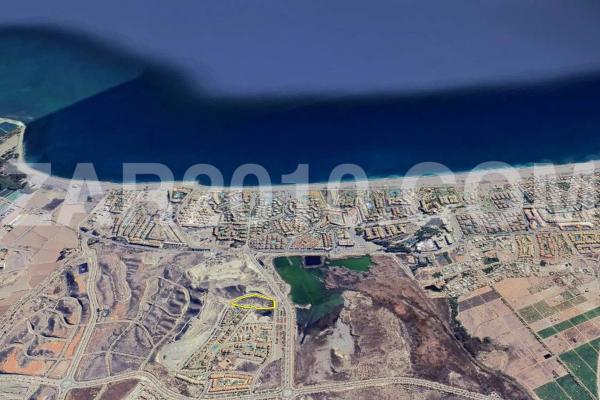 Terreno en calle Albardín