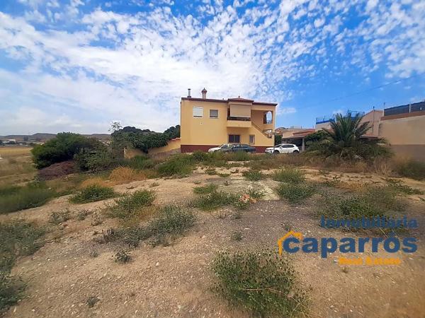 Terreno en calle Picasso