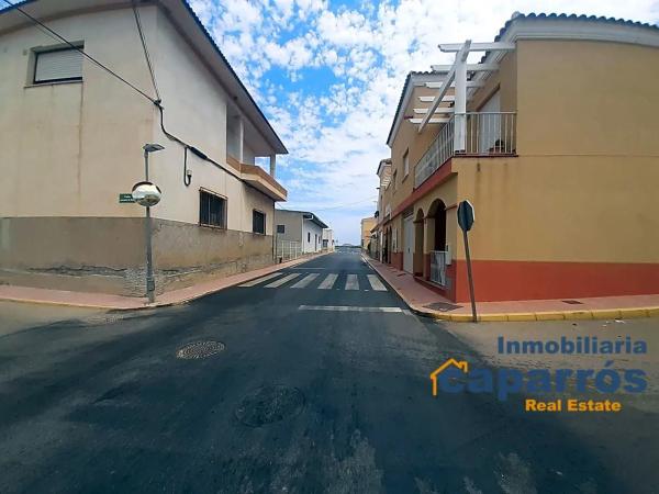 Terreno en calle Picasso