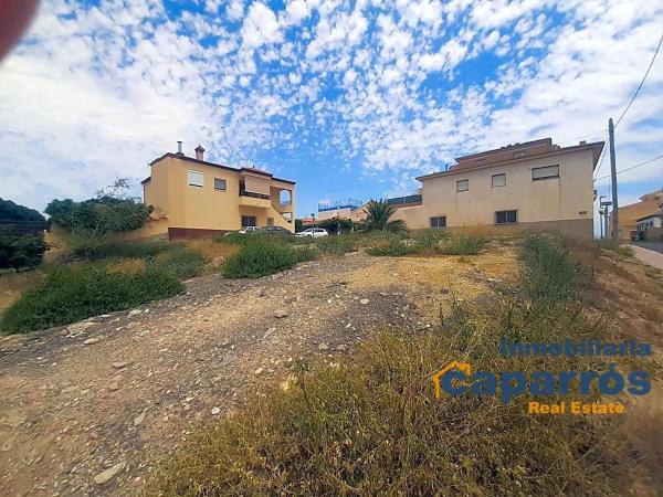 Terreno en calle Picasso