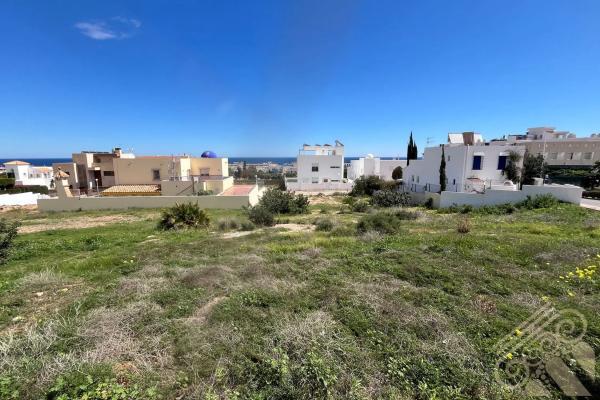 Terreno en avenida del Mar, 8