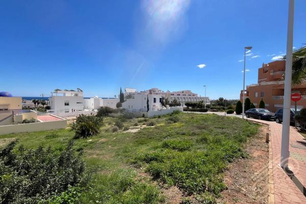 Terreno en avenida del Mar, 8