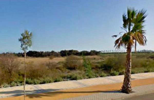 Terreno en avenida Alcazaba
