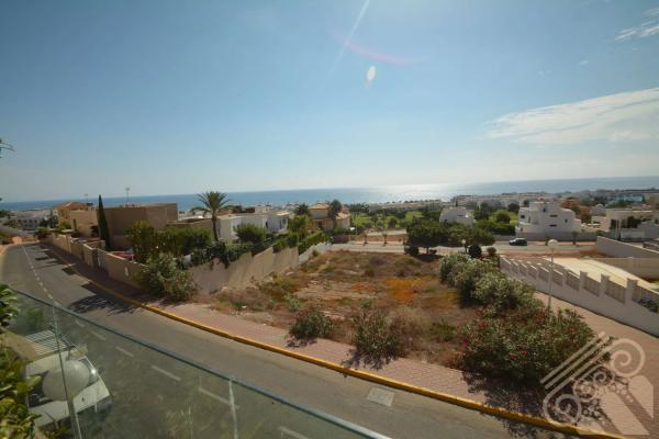 Terreno en calle Altos del Golf, 6