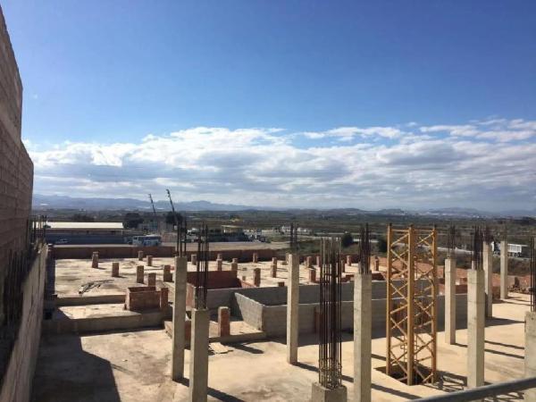 Terreno en calle Francisca Molina Flores