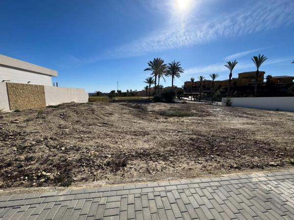 Terreno en calle Sierra Cabrera