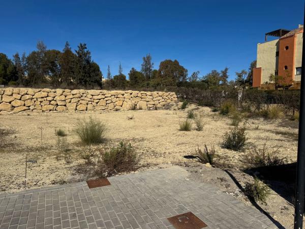 Terreno en calle Sierra Cabrera