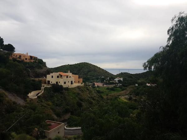 Terreno en calle Jade, 11