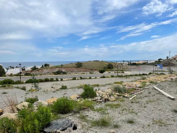 Terreno en avenida de la Luz, 40