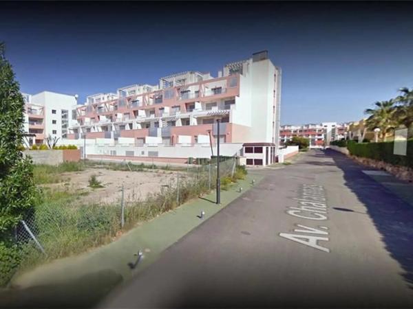 Terreno en avenida Chafarinas