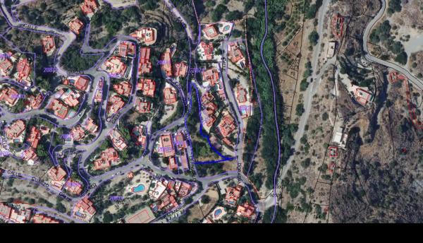 Terreno en calle Cernícalo 2