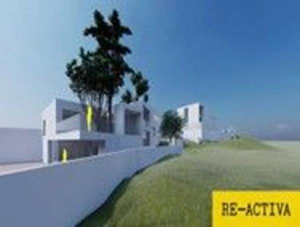 Terreno en calle Cernícalo 2