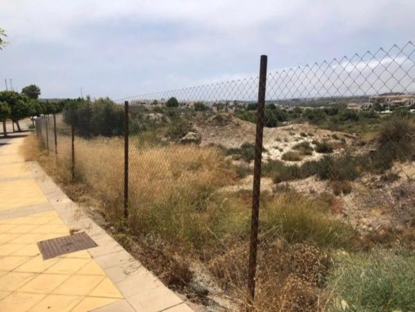 Terreno en tomillo s/n