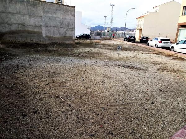 Terreno en Alvarez Quintero, 61