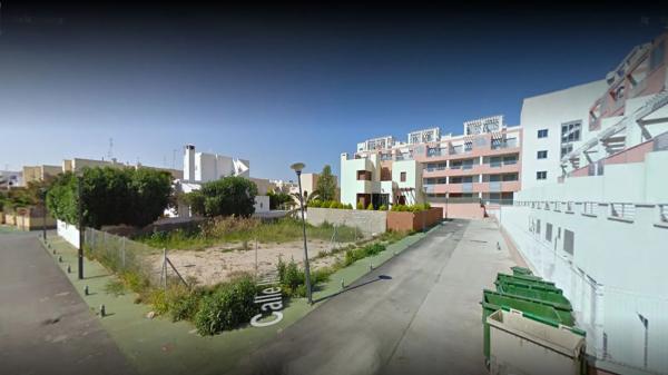 Terreno en calle Timonel s/n