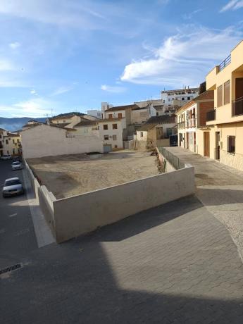 Terreno en calle del Nogal, 1