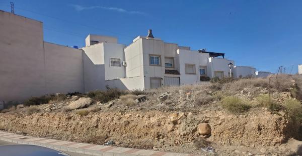 Terreno en calle Majada, 15