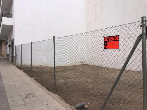 Terreno en avenida Federico García Lorca, 81