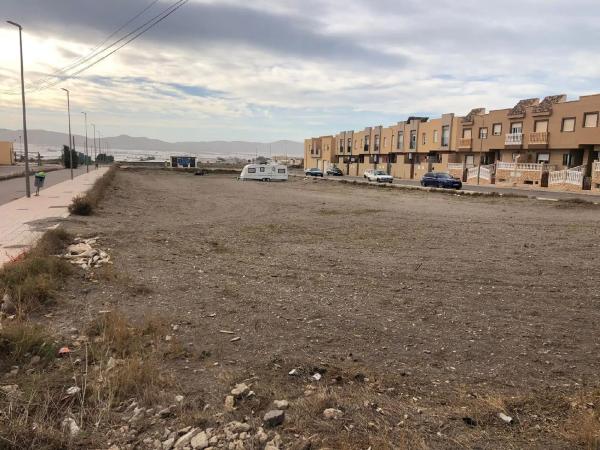 Terreno en calle Monasterio de Yuste