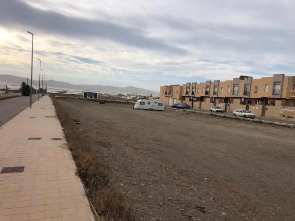 Terreno en calle Monasterio de Yuste