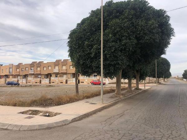 Terreno en calle Monasterio de Yuste