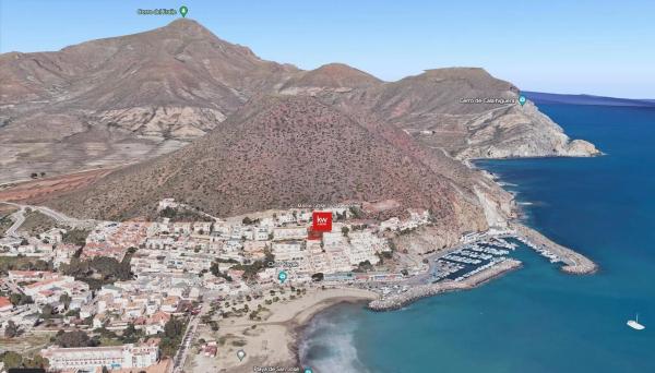 Terreno en calle María Gómez s/n