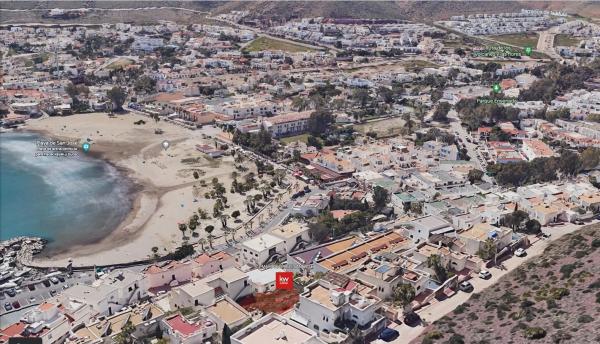Terreno en calle María Gómez s/n