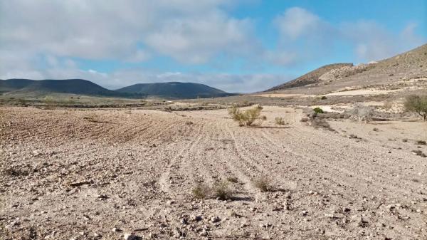 Terreno en carretera De Aguamarga