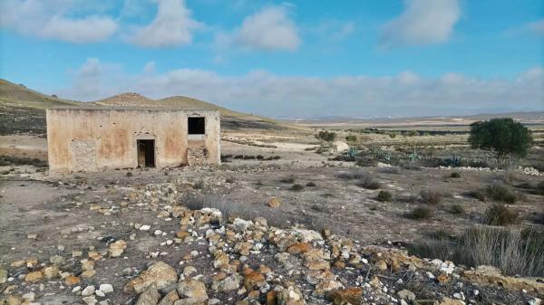 Terreno en carretera De Aguamarga