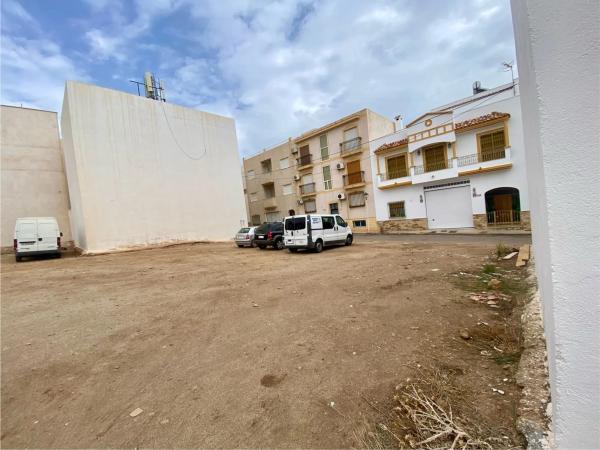 Terreno en calle Murillo, 19