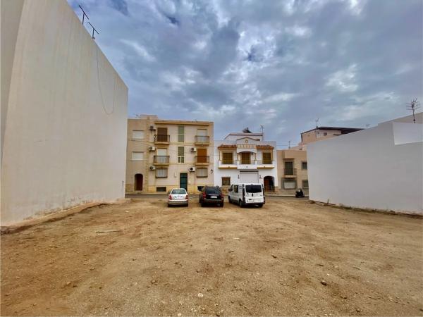 Terreno en calle Murillo, 19