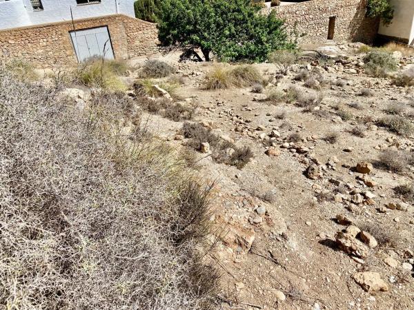 Terreno en avenida Faro Mesa Roldán, 648
